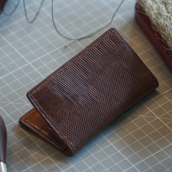 Elegant Card Bi-fold | #002 Dark Brown Lizard - Image 2