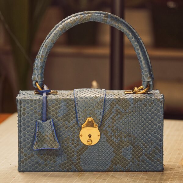 Alba | #1 Matte Blue Python